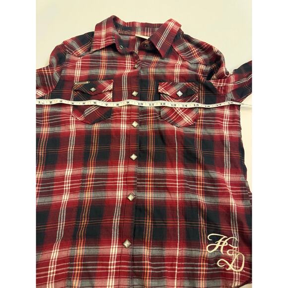 Women's Harley Davidson Red Plaid Flannel Snap Up Shirt Studded Size M Embroider - Picture 6 of 7